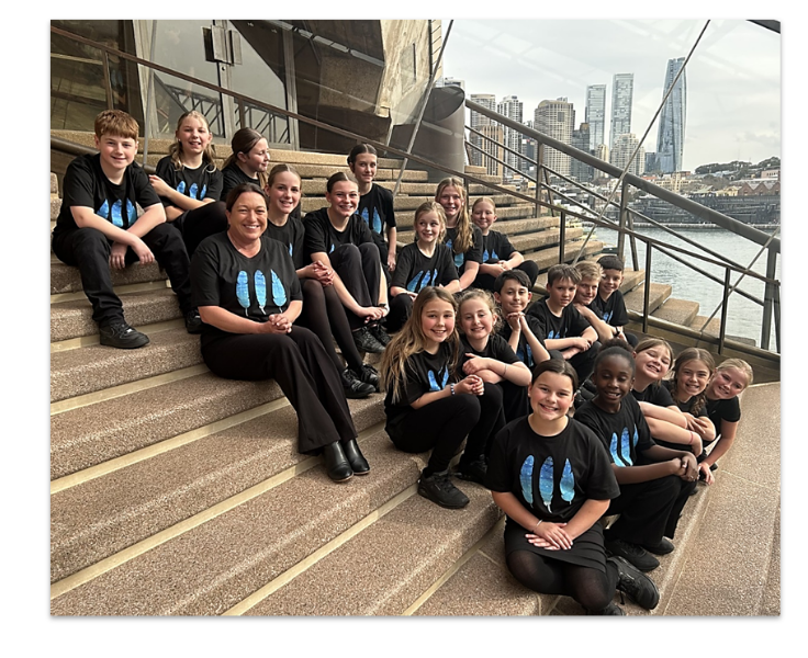 Opera House Choir DA - Gallery - Gallery Block Template